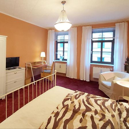 City-Ferienwohnungen-Dresden - Zentral Gelegen Im Haus Louisenstrasse 11 - Dresden-Neustadt Dış mekan fotoğraf