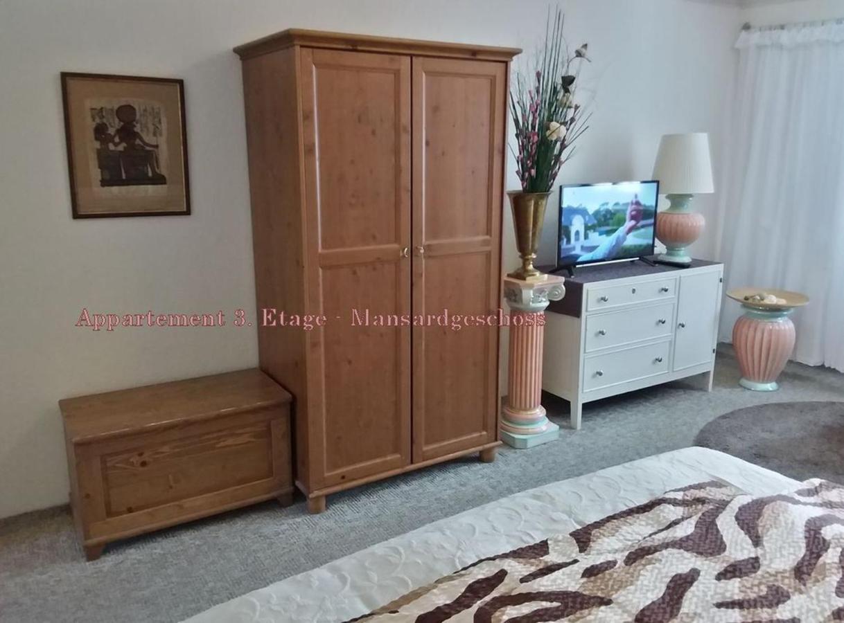 City-Ferienwohnungen-Dresden - Zentral Gelegen Im Haus Louisenstrasse 11 - Dresden-Neustadt Dış mekan fotoğraf